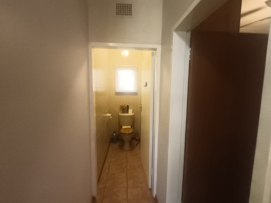 4 Bedroom Property for Sale in Hadison Park Northern Cape